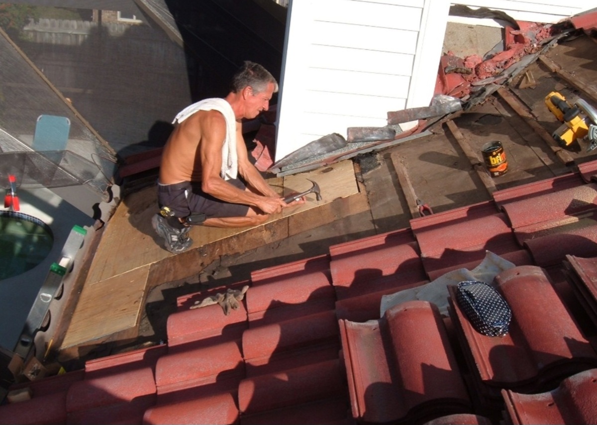 Steve and Marshall tile roof repair
