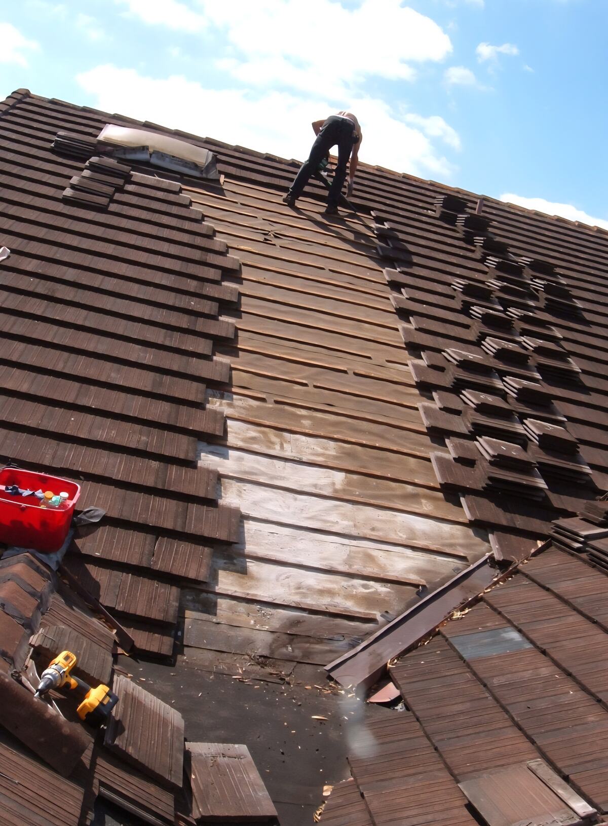 Steve and Marshall tile roof repair